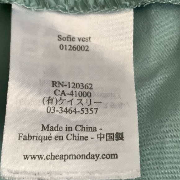 CHEAP MONDAY “Sofie” Women’s Sleeveless Full Zip Slicker Vest Jacket Size: XS - Picture 7 of 7